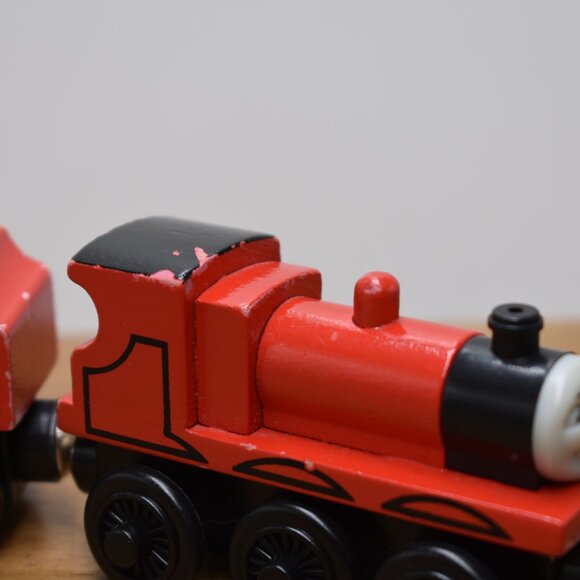 2000 James No Stripe - Learning Curve Thomas & Friends Wooden Railway Train Tank - Picture 5 of 9